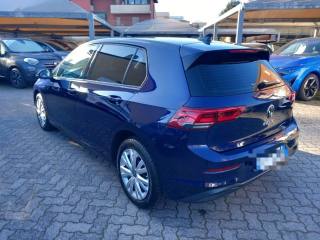 VOLKSWAGEN Golf usata, con Airbag
