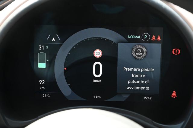 FIAT 500e usata, con Specchietti laterali elettrici