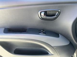 HYUNDAI i10 usata, con Climatizzatore
