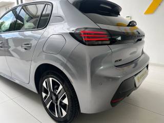 PEUGEOT 208 usata, con Sistema di navigazione