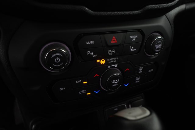 JEEP Renegade usata 17