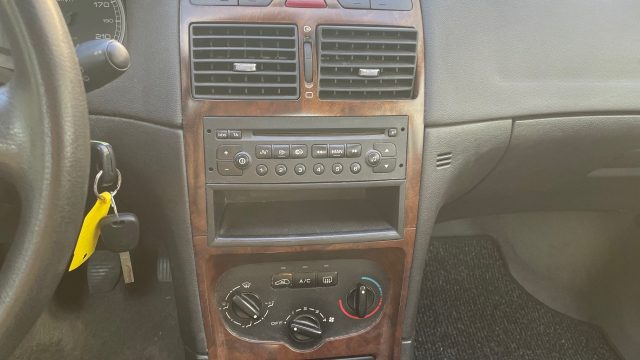 PEUGEOT 307 usata 11