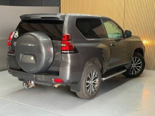TOYOTA Land Cruiser usata, con Autoradio