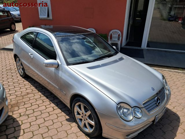 MERCEDES-BENZ C 230 usata, con Airbag