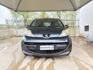 PEUGEOT 107 usata, con Airbag