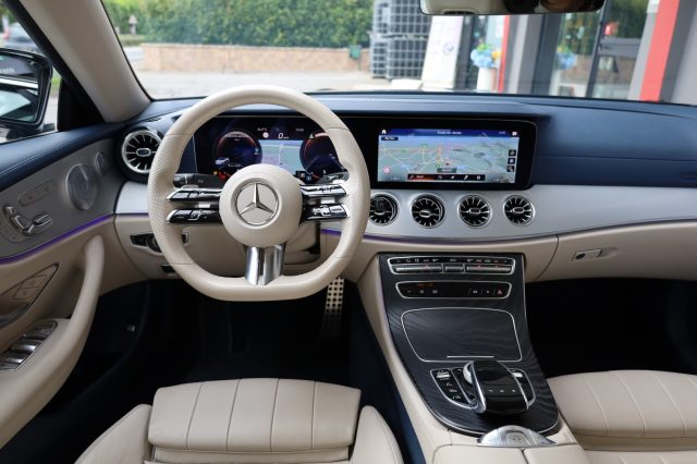 MERCEDES-BENZ E 220 usata, con Luci diurne LED