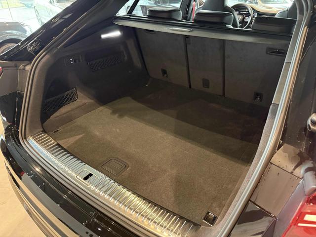 AUDI Q8 usata, con Controllo automatico clima