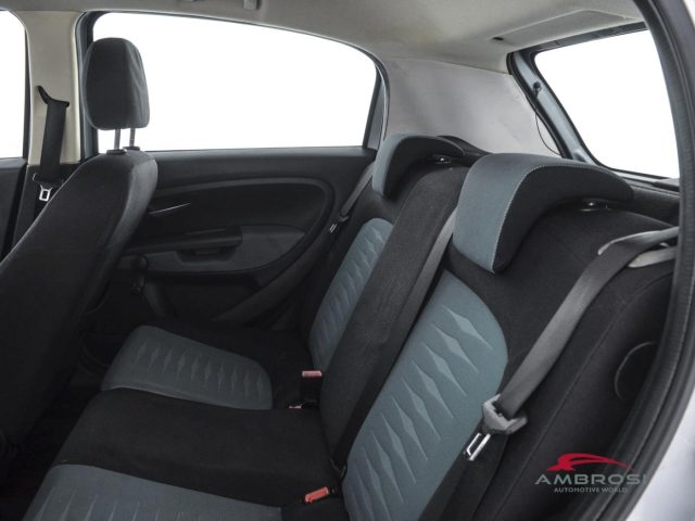 FIAT Punto usata 9