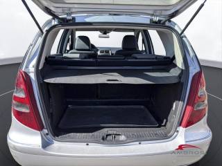 MERCEDES-BENZ A 180 usata 8