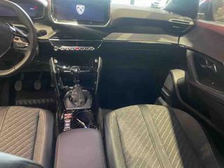 PEUGEOT 2008 usata, con Climatizzatore