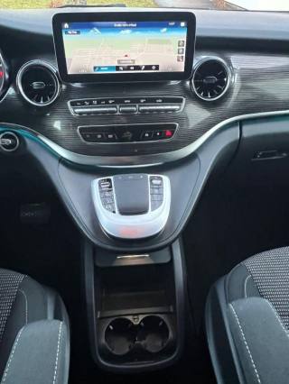 MERCEDES-BENZ V 220 usata, con Servosterzo