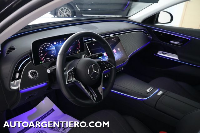 MERCEDES-BENZ E 220 usata, con Cerchi in lega