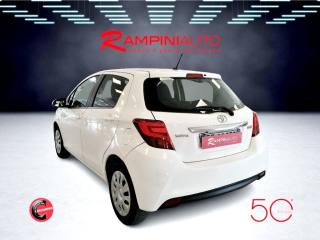 TOYOTA Yaris usata 8
