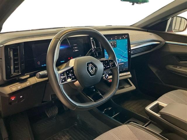 RENAULT Megane usata, con Controllo automatico clima