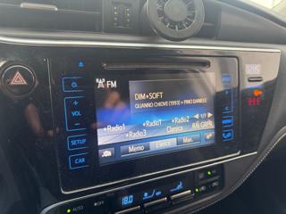 TOYOTA Auris usata, con Fendinebbia