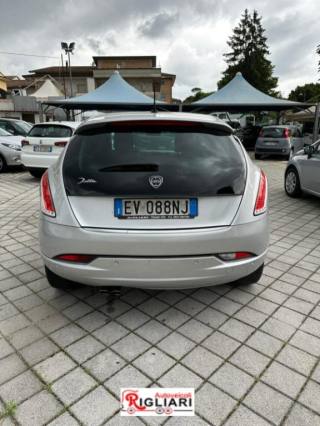 LANCIA Delta usata, con Autoradio