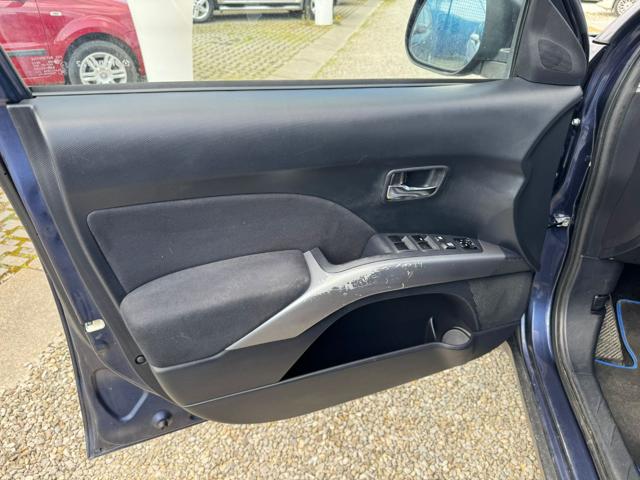 MITSUBISHI Outlander usata, con Controllo trazione