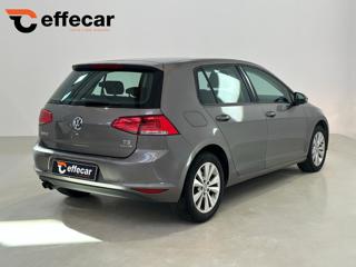 VOLKSWAGEN Golf usata, con Autoradio