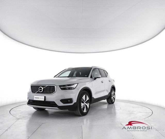 VOLVO XC40 usata 0