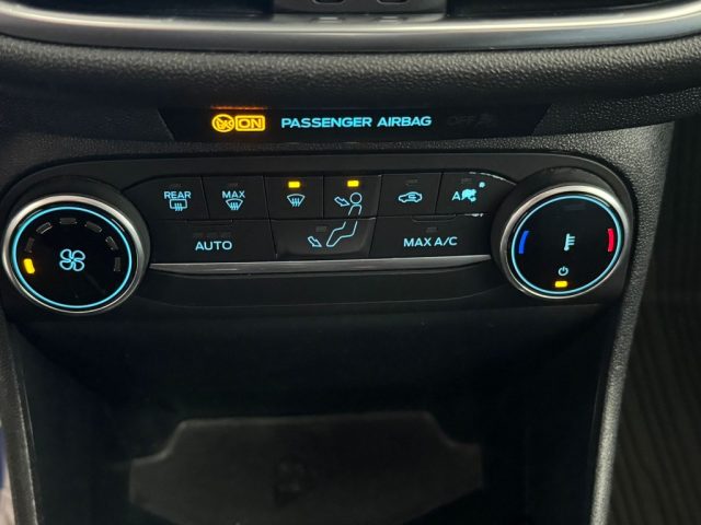 FORD Fiesta usata, con Cruise Control