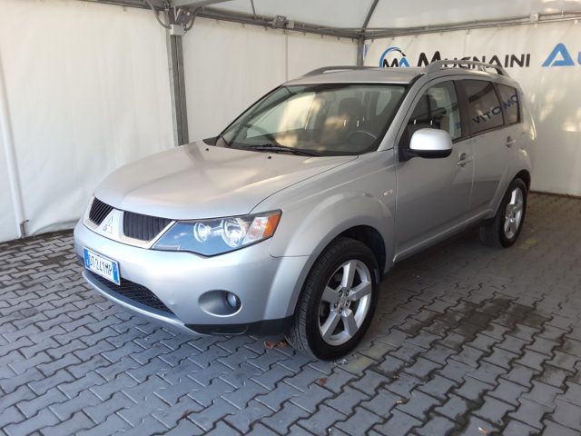 MITSUBISHI Outlander usata, con Airbag laterali
