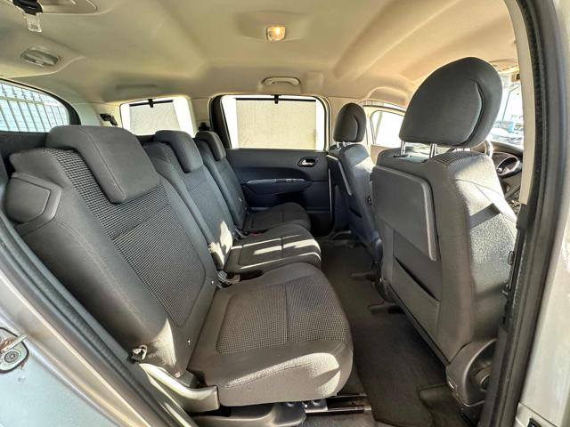 PEUGEOT 5008 usata, con Climatizzatore