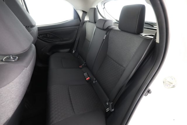 TOYOTA Yaris usata 3