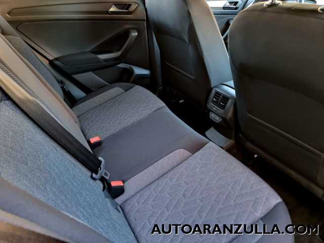 VOLKSWAGEN T-Roc usata, con Volante in pelle