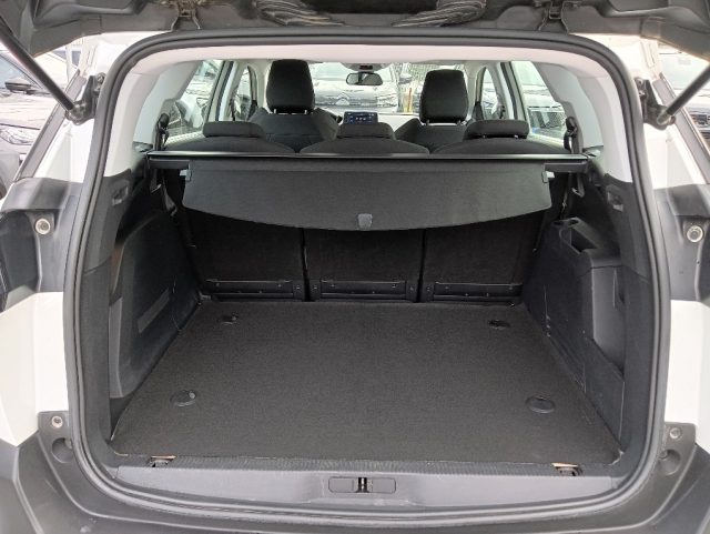 PEUGEOT 5008 usata, con Fendinebbia