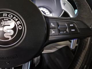 ALFA ROMEO Giulia usata, con USB