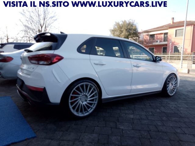 HYUNDAI i30 usata, con Autoradio