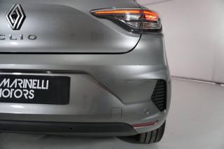 RENAULT Clio usata, con Volante in pelle