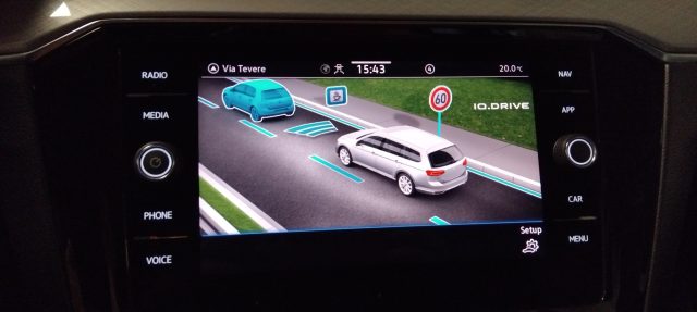 VOLKSWAGEN Passat Variant usata, con Adaptive Cruise Control