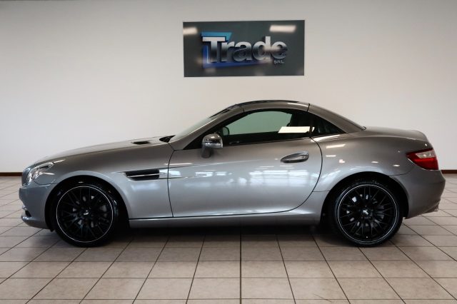 MERCEDES-BENZ SLK 200 usata, con Airbag