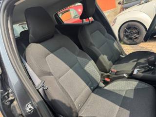 RENAULT Clio usata, con Park Distance Control