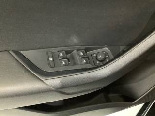 SKODA Karoq usata, con Sensori di parcheggio posteriori