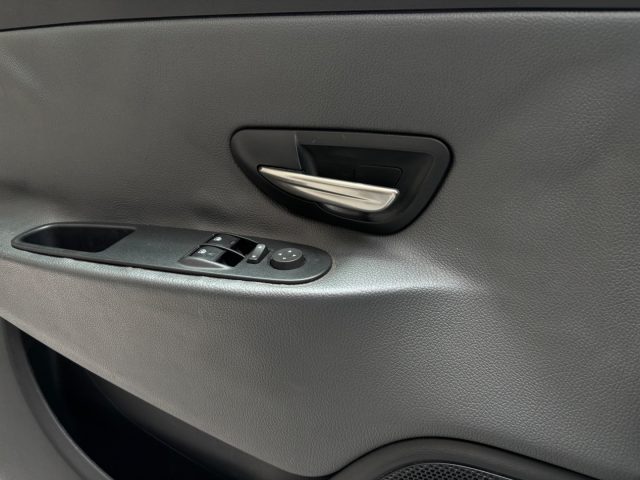 LANCIA Ypsilon usata, con Specchietti laterali elettrici