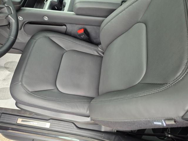 LAND ROVER Defender usata, con Controllo automatico clima