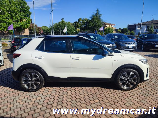 KIA Stonic usata, con Autoradio