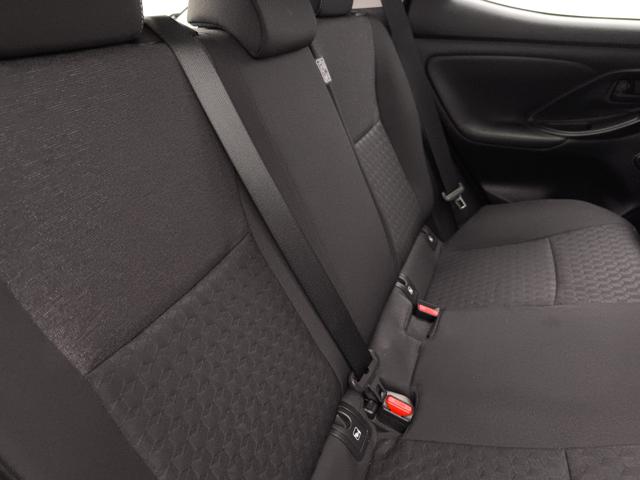 TOYOTA Yaris usata, con Bracciolo