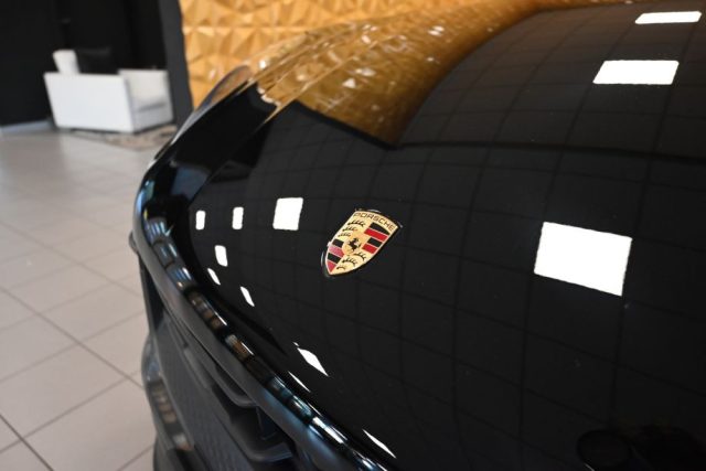 PORSCHE Macan usata 15