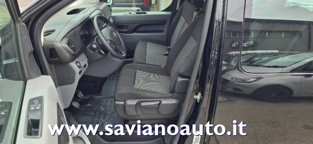 TOYOTA Proace usata, con Autoradio