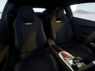 LOTUS Emira usata, con Touch screen