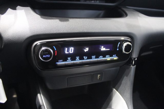 TOYOTA Yaris usata, con Adaptive Cruise Control