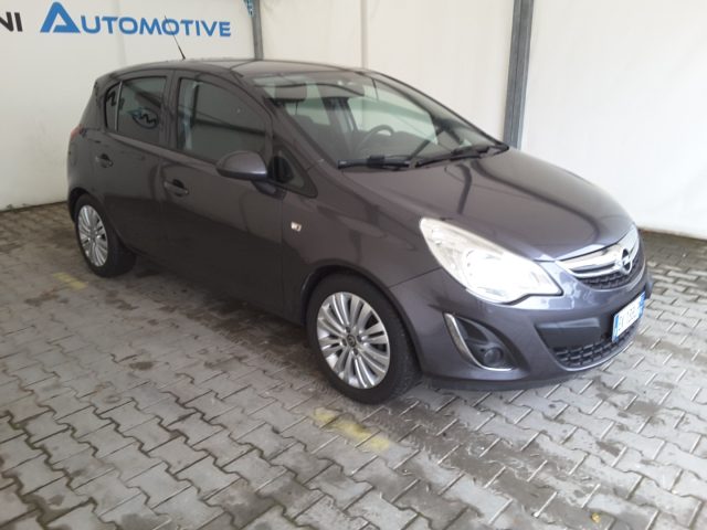 OPEL Corsa usata, con Airbag