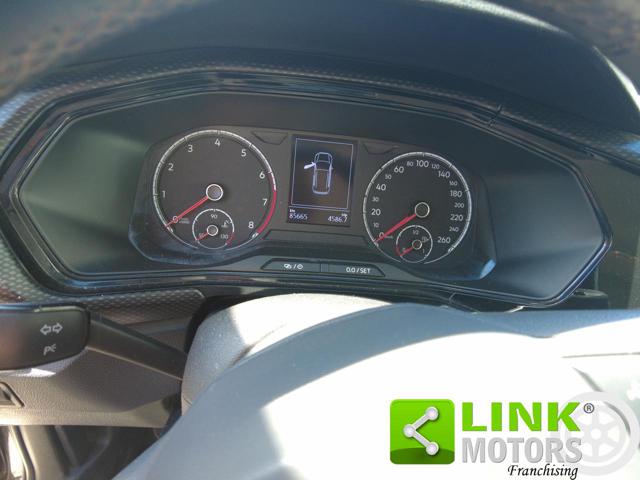 VOLKSWAGEN T-Cross usata 10