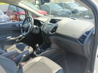 FORD EcoSport usata, con USB