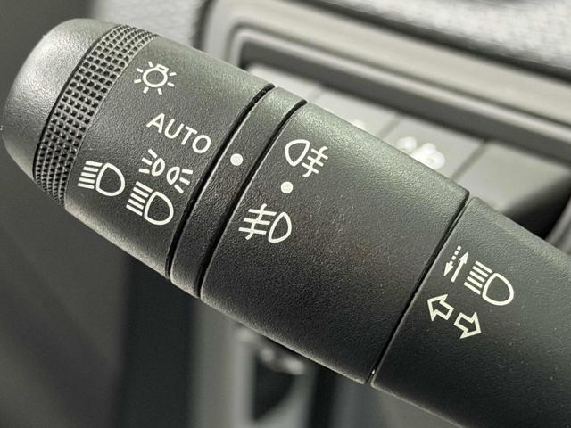 RENAULT Clio usata, con Riconoscimento dei segnali stradali