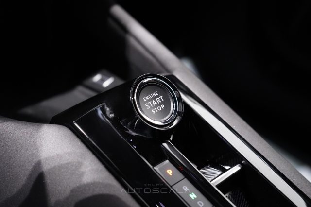 ALFA ROMEO Junior usata, con Touch screen