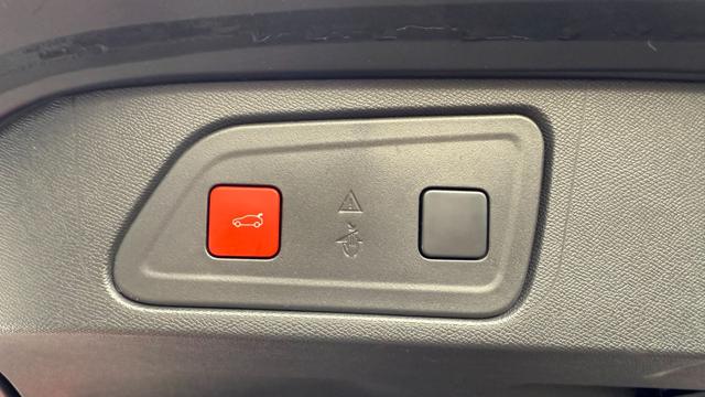 CITROEN C5 Aircross usata, con USB